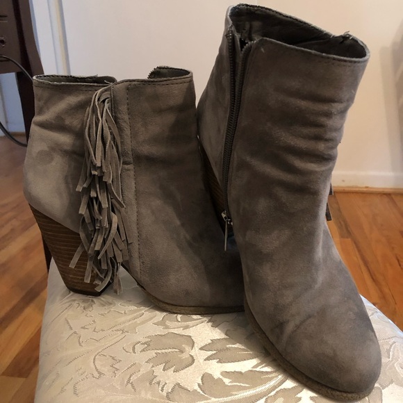 Vince Camuto Shoes - Booties